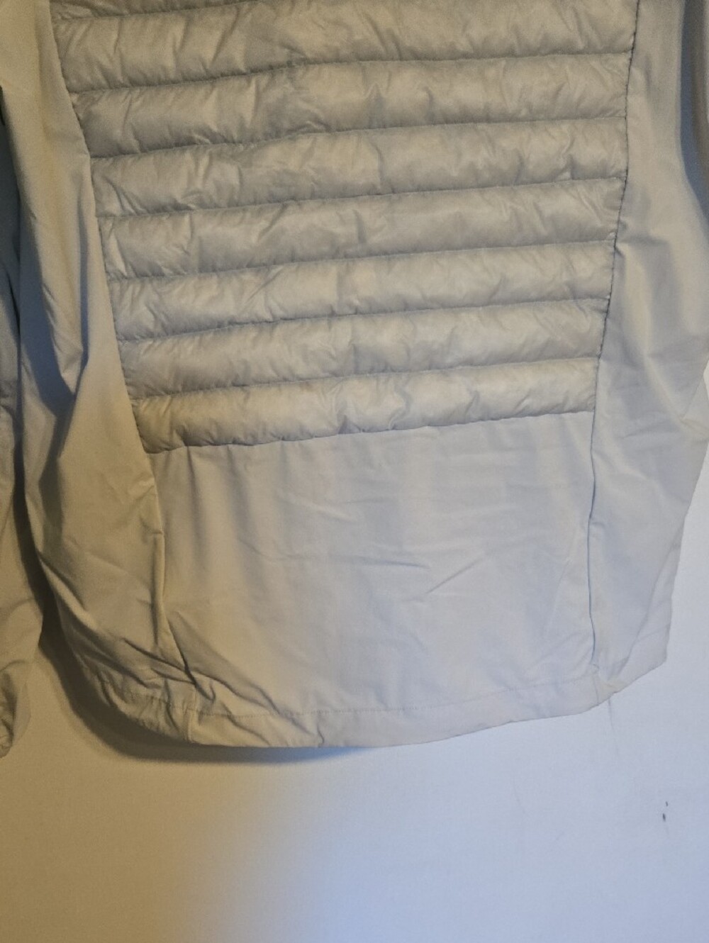 Arc'teryx Light Gray Hooded Puffer Jacket - Picture 10 of 10